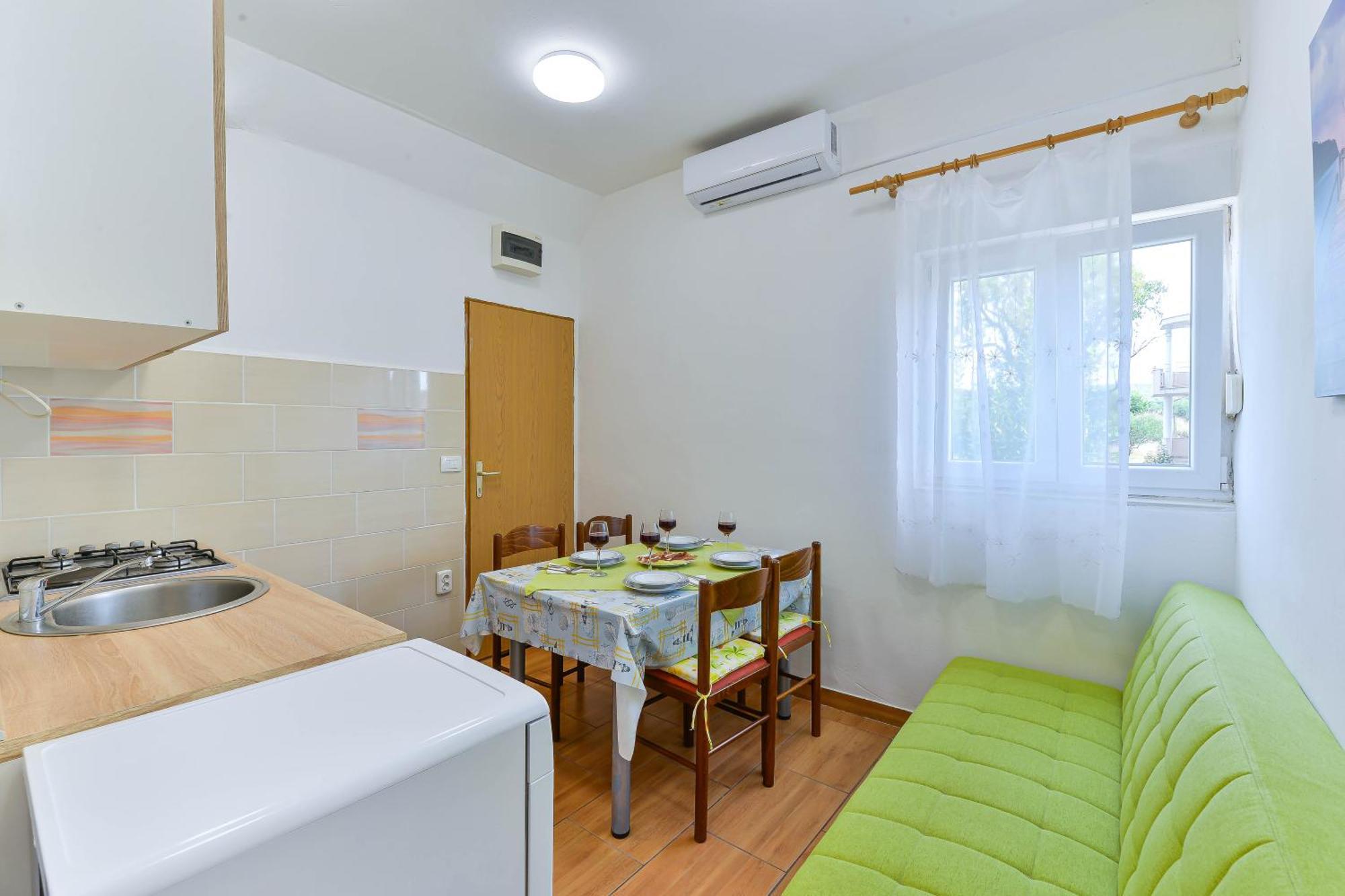 Apartments Citrus Туран Екстериор снимка