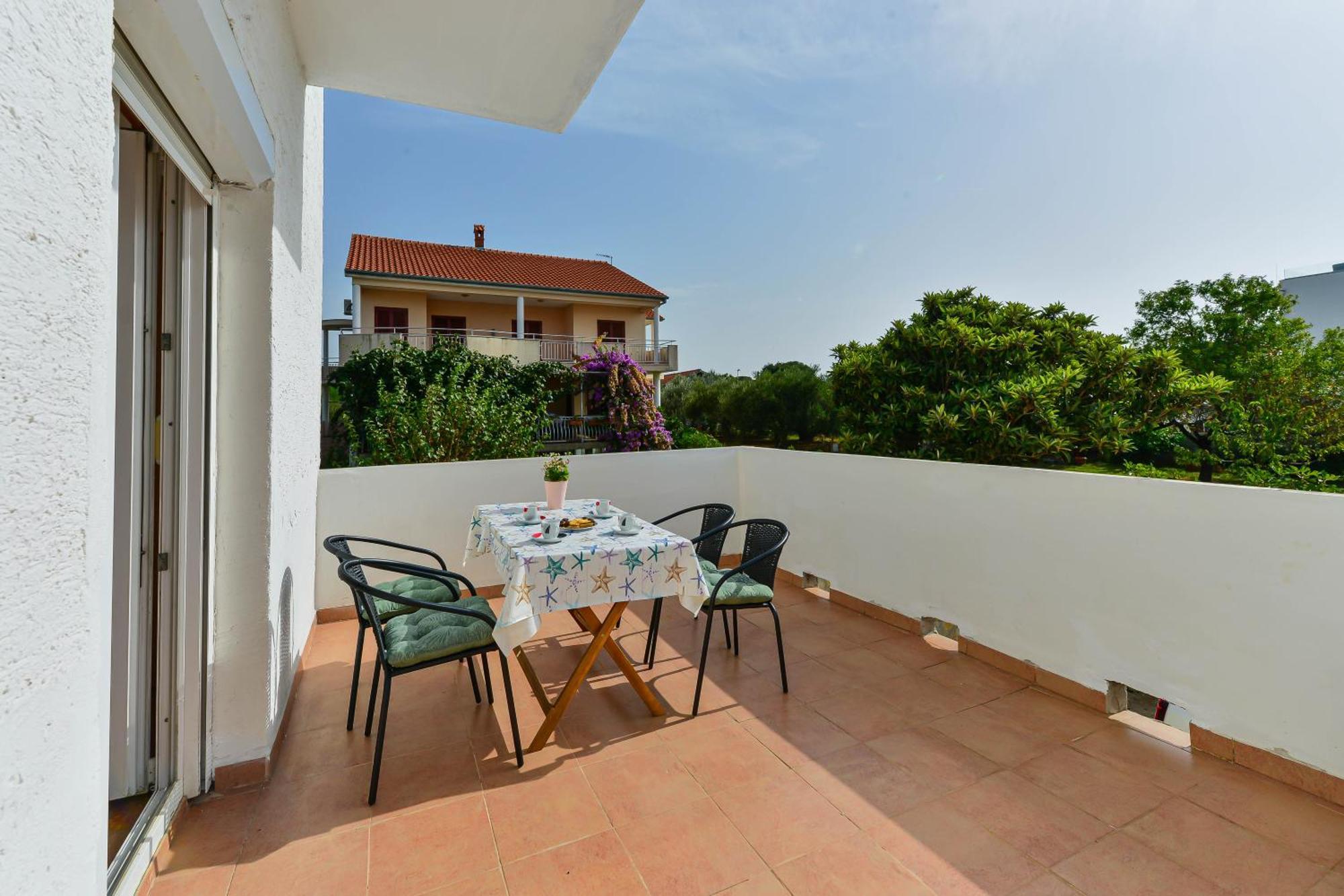 Apartments Citrus Туран Екстериор снимка