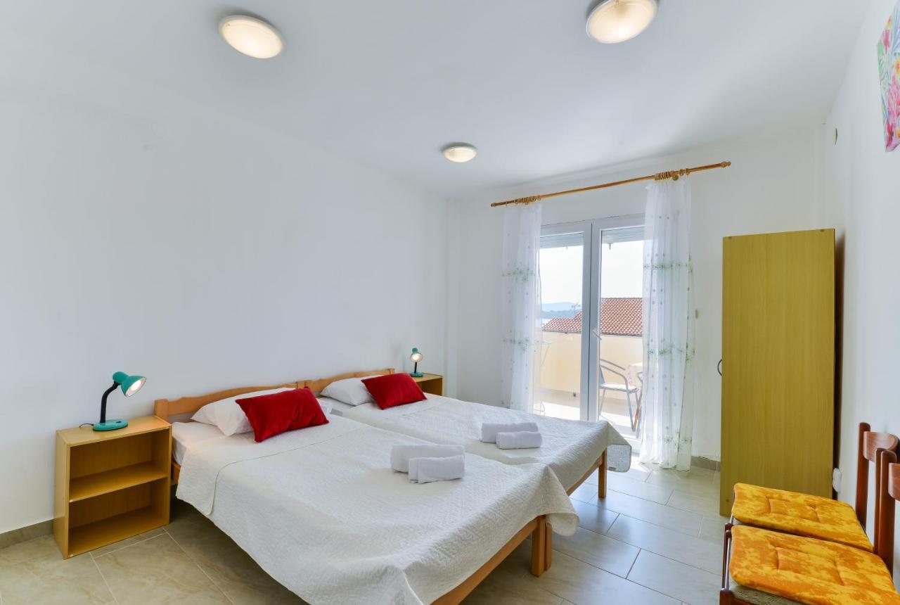Apartments Citrus Туран Екстериор снимка
