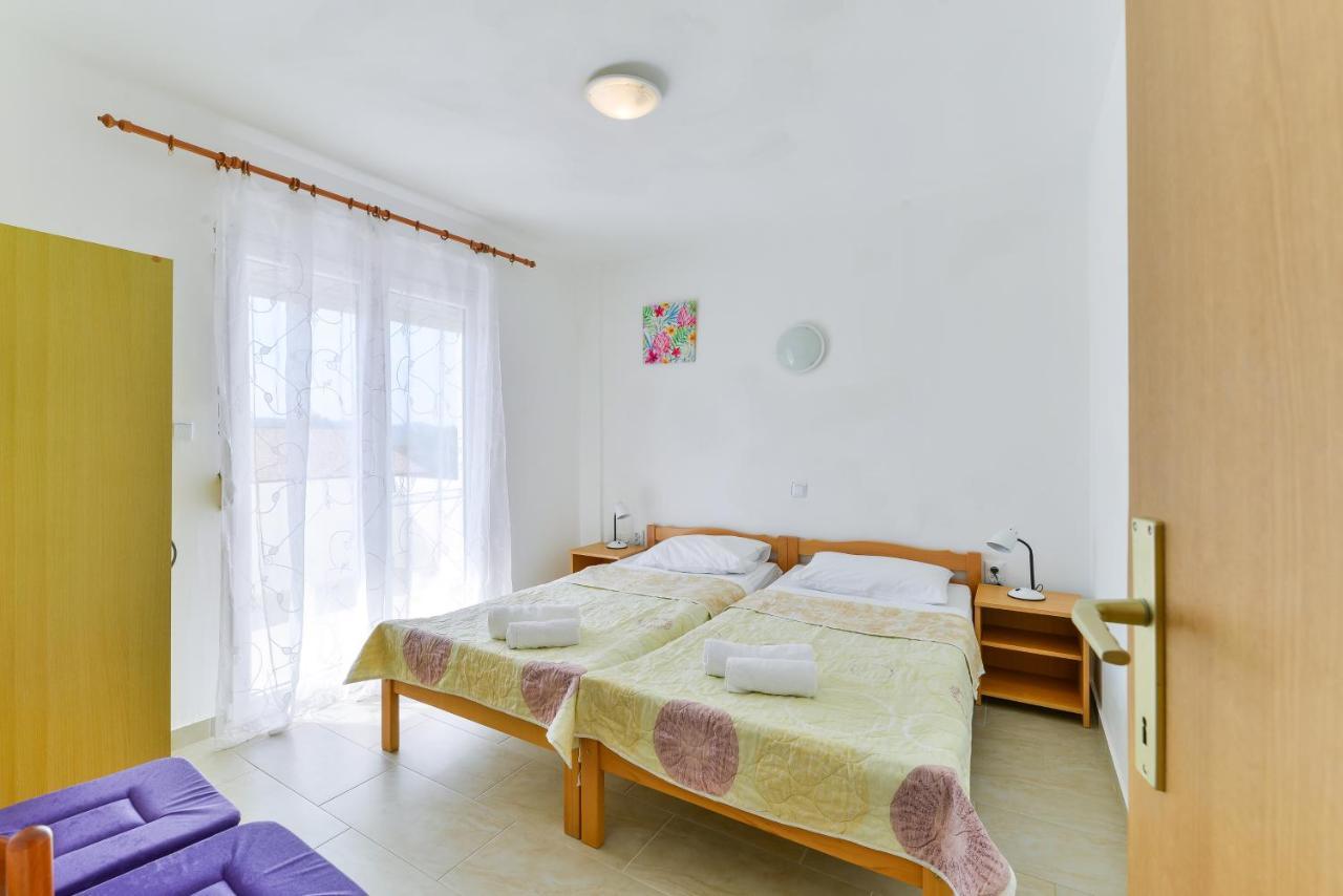 Apartments Citrus Туран Екстериор снимка
