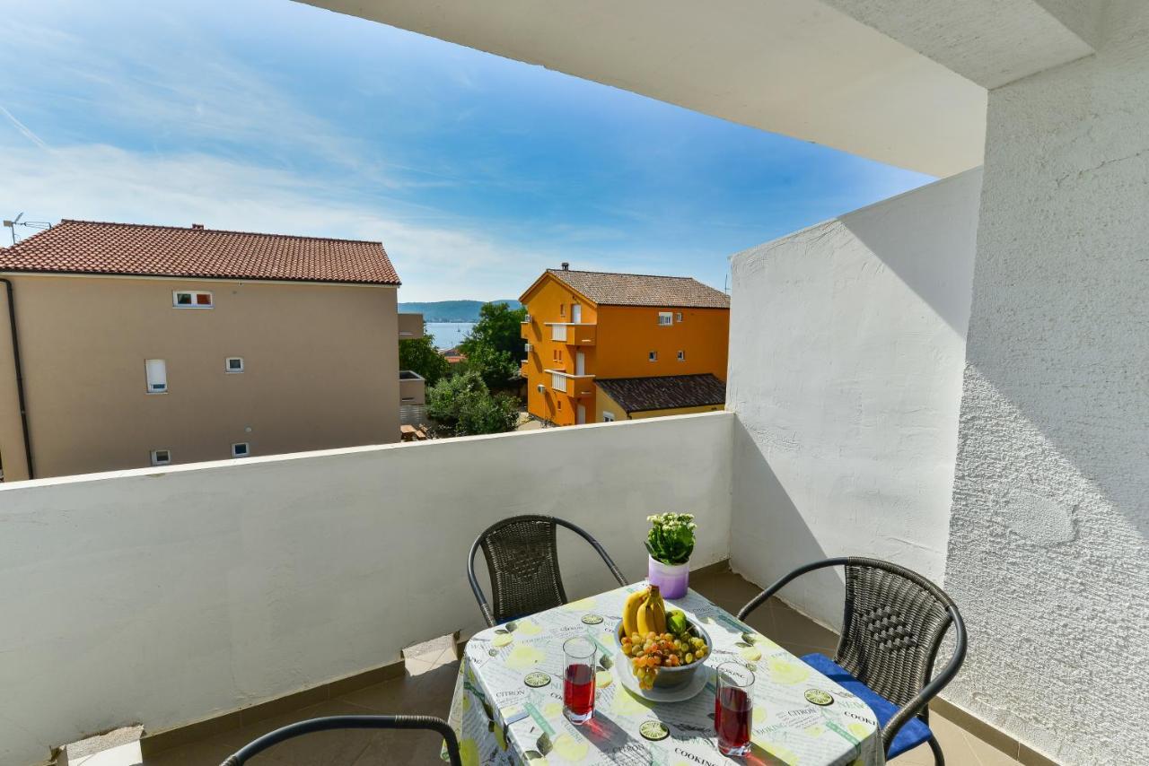 Apartments Citrus Туран Екстериор снимка